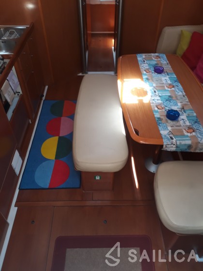 Cyclades 43.4 - Yacht Charter Sailica