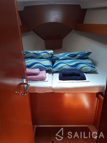 Cyclades 43.4 - Yacht Charter Sailica
