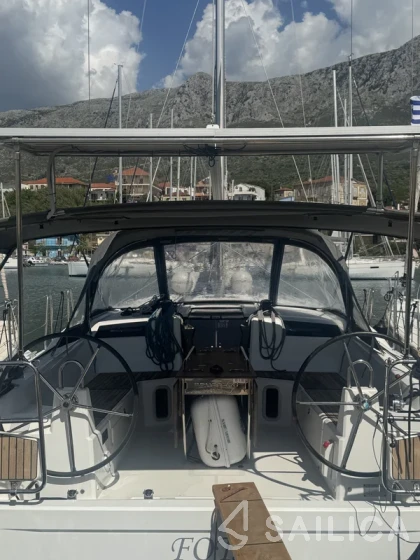 Oceanis 40.1 - Yacht Charter Sailica
