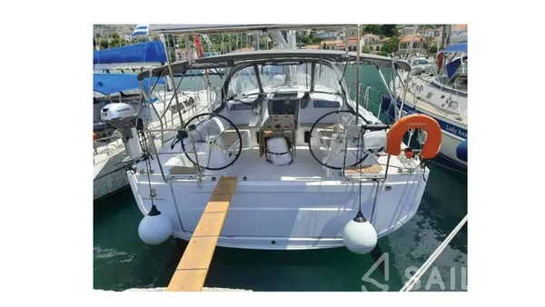 Oceanis 40.1 - Yacht Charter Sailica