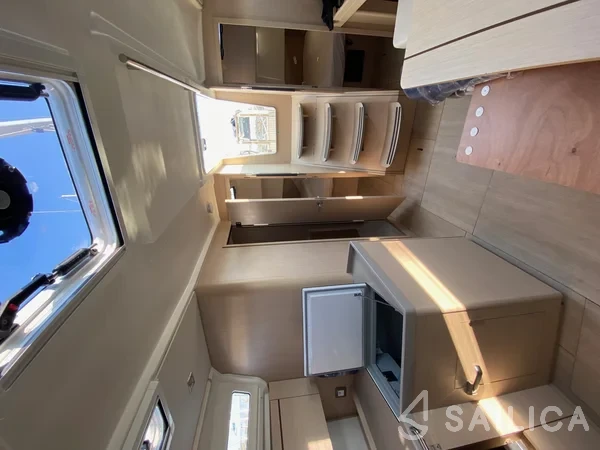Oceanis 40.1 - Yacht Charter Sailica