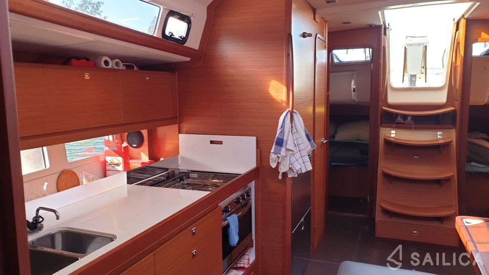 Dufour 460 GL - 5 cab. - Yacht Charter Sailica