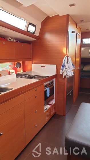 Dufour 460 GL - 5 cab. - Yacht Charter Sailica