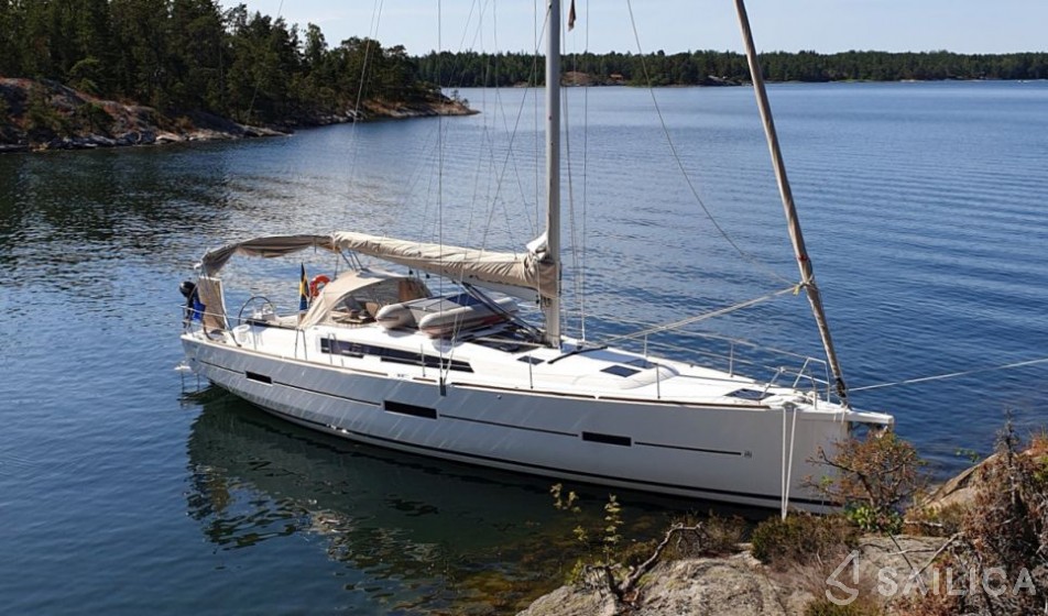 Dufour 460 GL - 5 cab. - Yacht Charter Sailica