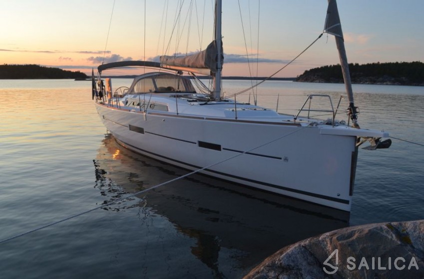 Dufour 460 GL - 5 cab. - Yacht Charter Sailica