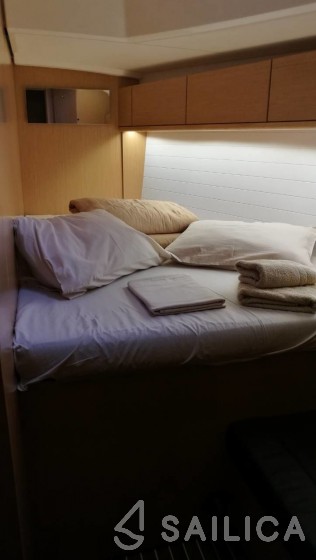 Bavaria Cruiser 46 - Yacht Charter Sailica