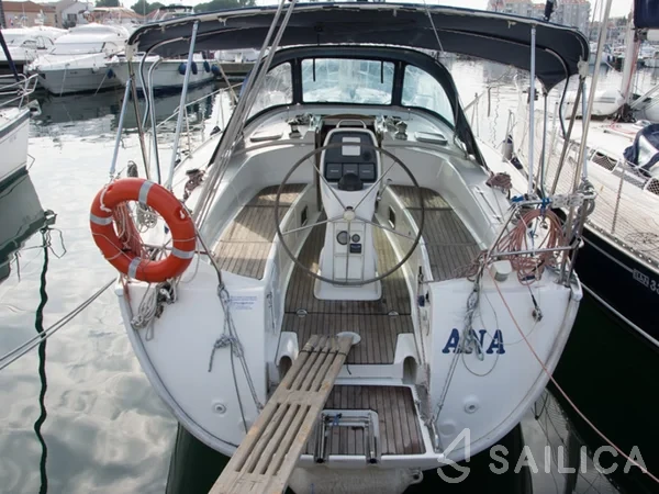 Bavaria 38 Cruiser - Yacht Charter Sailica