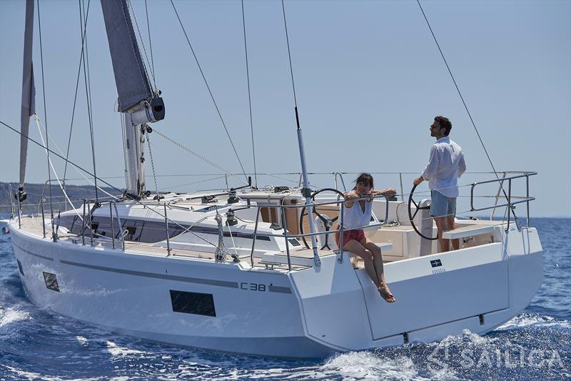 Bavaria C38 - Yacht Charter Sailica