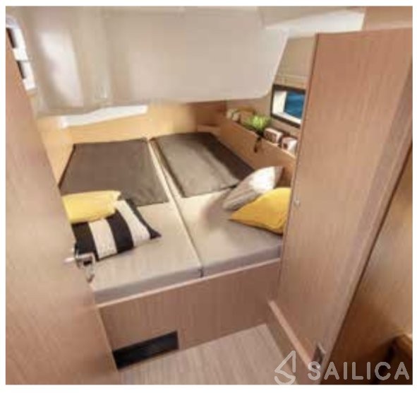 Bavaria C38 - Yacht Charter Sailica
