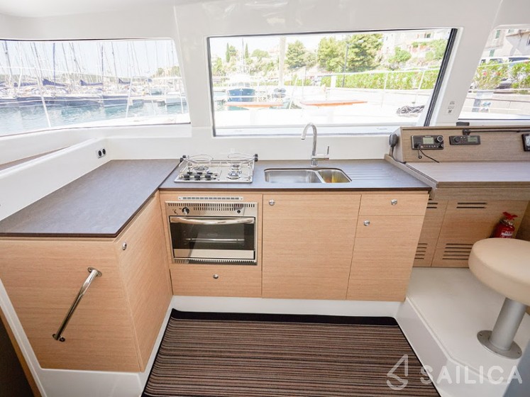 Bali 4.0 - Yacht Charter Sailica