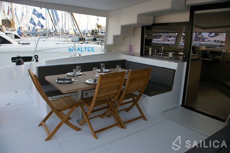 Bali 4.5 - Yacht Charter Sailica