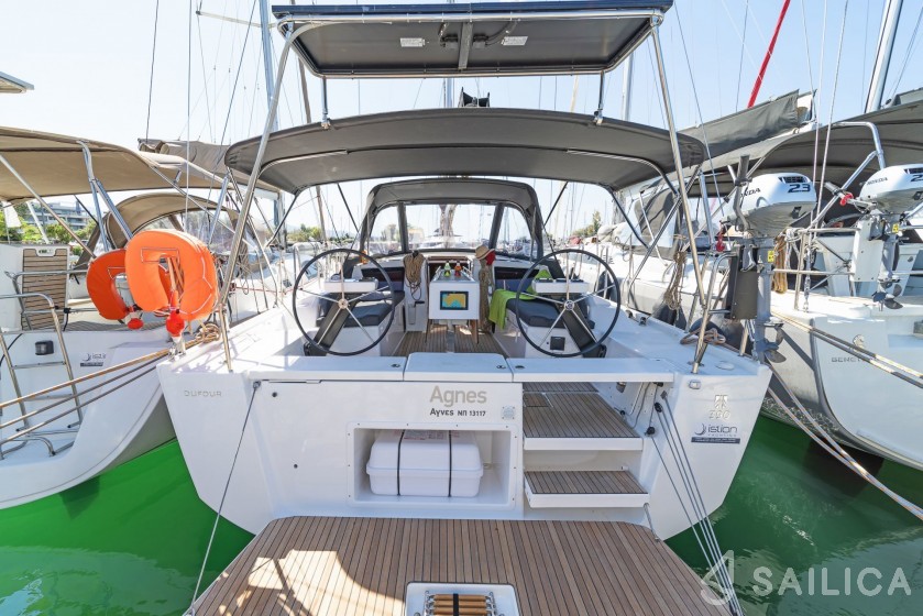 Dufour 390 - Yacht Charter Sailica