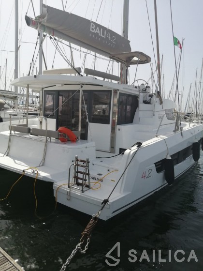 Bali 4.2 - Yacht Charter Sailica