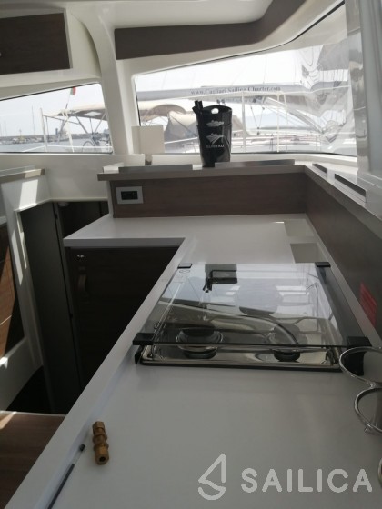 Bali 4.2 - Yacht Charter Sailica