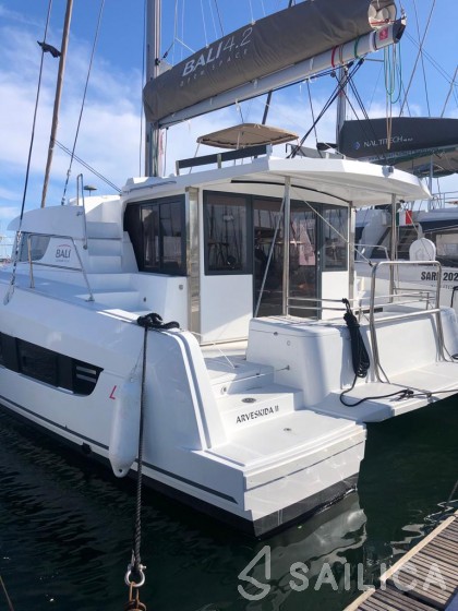 Bali 4.2 - Yacht Charter Sailica