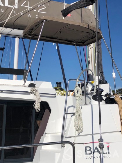 Bali 4.2 - Yacht Charter Sailica