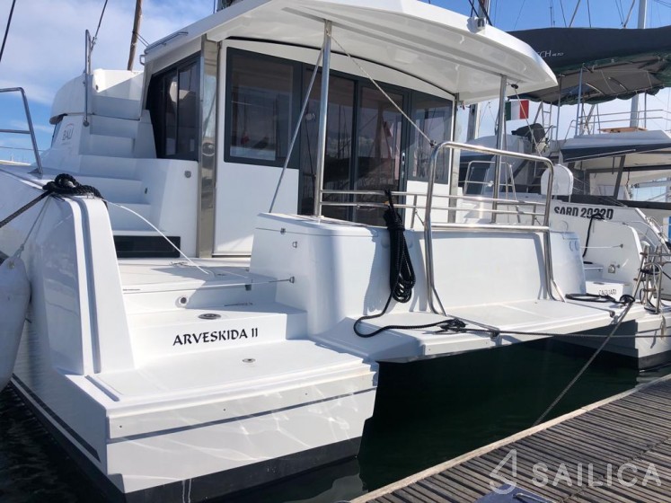 Bali 4.2 - Yacht Charter Sailica