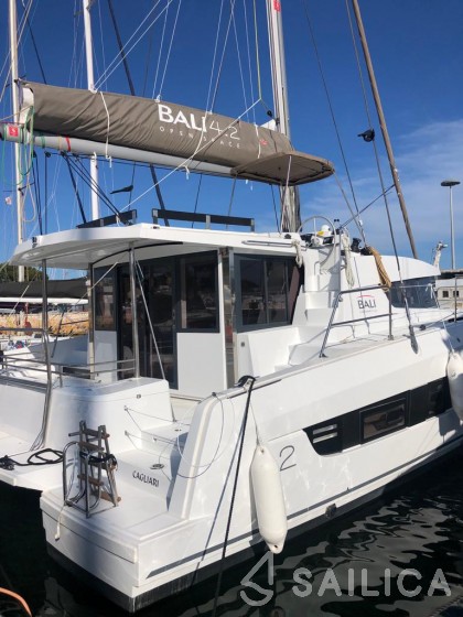 Bali 4.2 - Yacht Charter Sailica