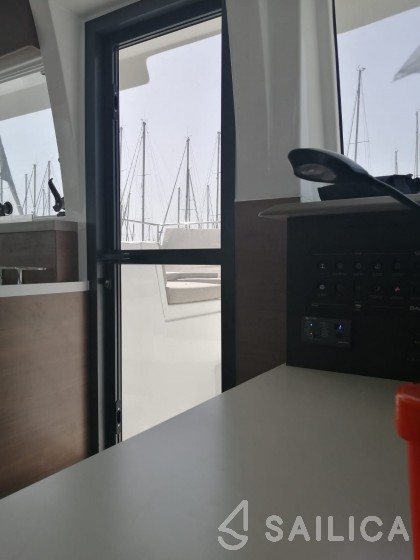 Bali 4.2 - Yacht Charter Sailica