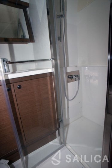 Lagoon 52F - Yacht Charter Sailica