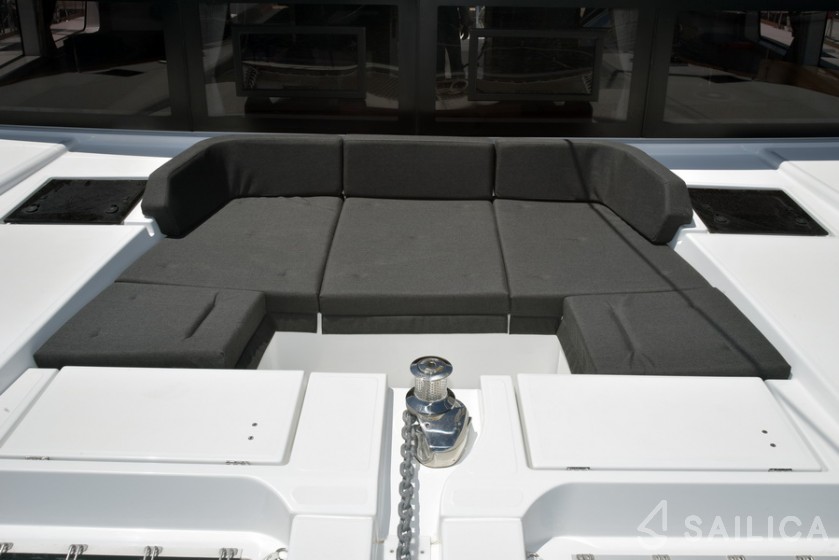 Lagoon 52F - Yacht Charter Sailica