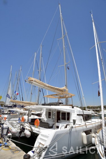 Lagoon 52F - Yacht Charter Sailica