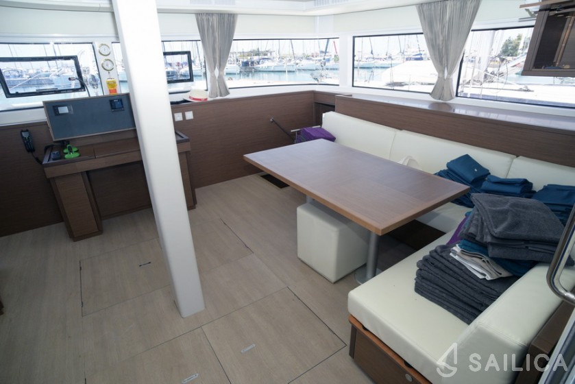 Lagoon 52F - Yacht Charter Sailica