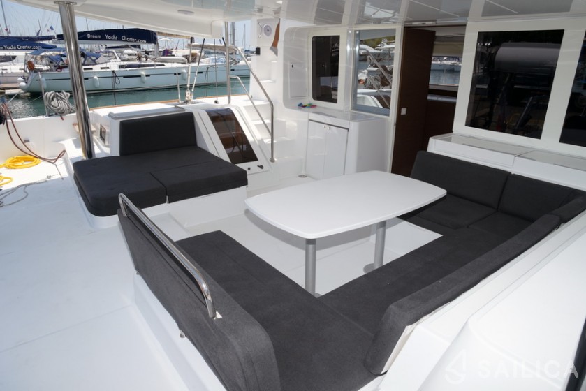 Lagoon 52F - Yacht Charter Sailica