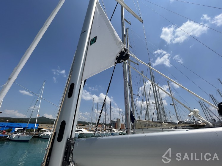 Hanse 460 - Yacht Charter Sailica
