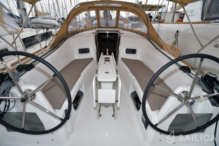 Sun Odyssey 349 - Yacht Charter Sailica