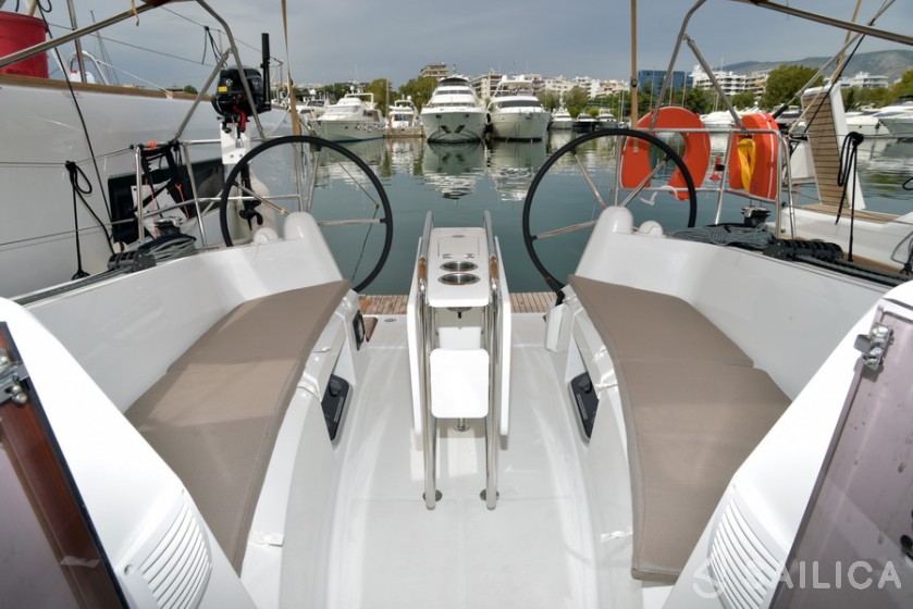 Sun Odyssey 349 - Yacht Charter Sailica