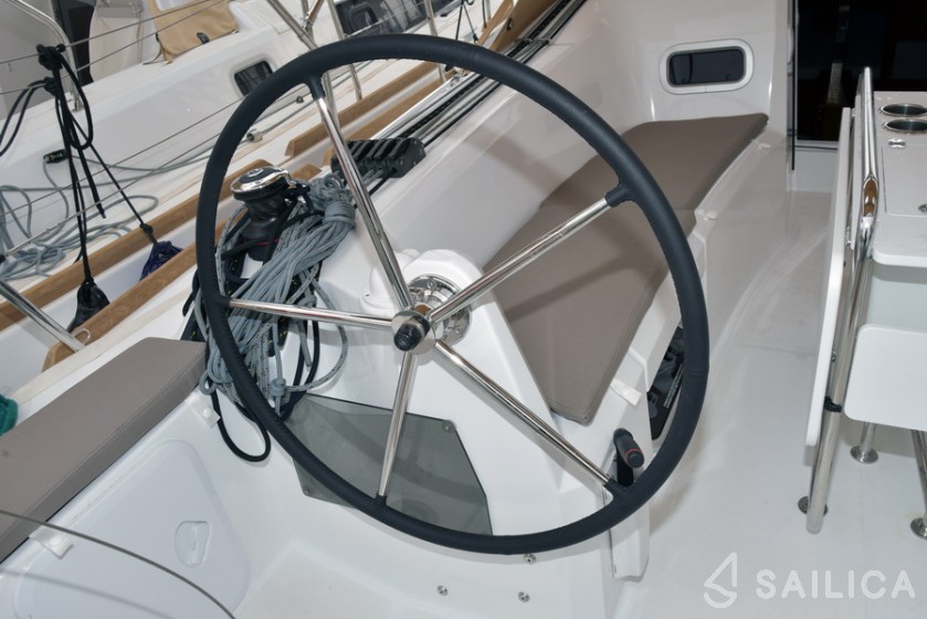 Sun Odyssey 349 - Yacht Charter Sailica