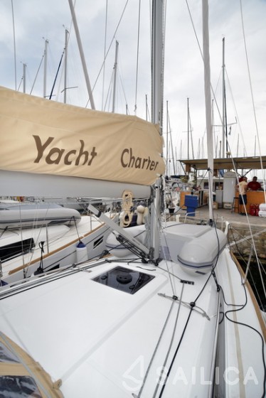 Sun Odyssey 349 - Yacht Charter Sailica