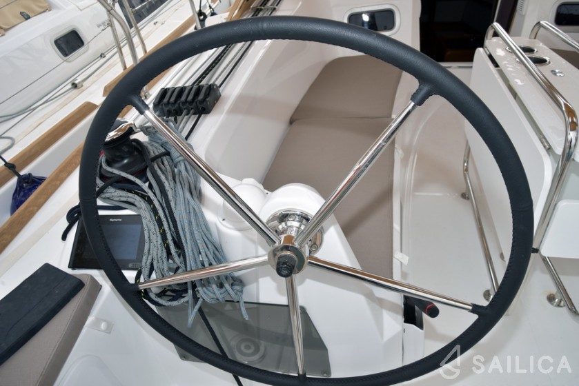Sun Odyssey 349 - Yacht Charter Sailica