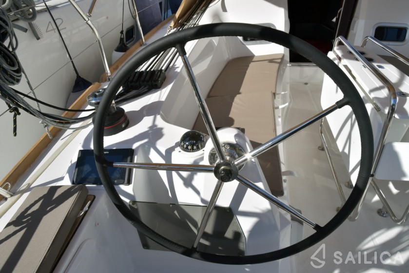 Sun Odyssey 349 - Yacht Charter Sailica
