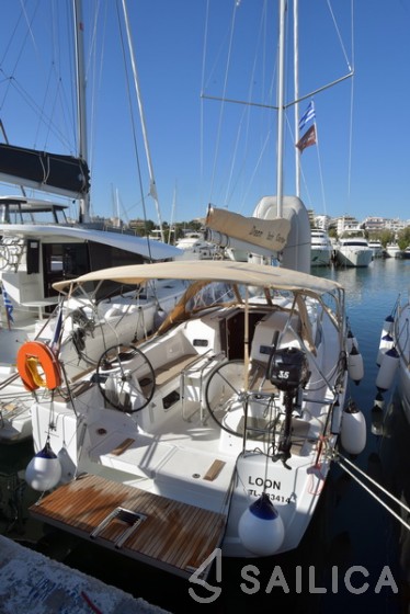 Sun Odyssey 349 - Yacht Charter Sailica
