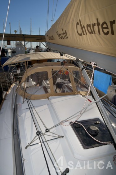 Sun Odyssey 349 - Yacht Charter Sailica