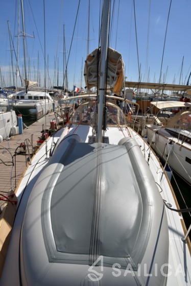 Sun Odyssey 389 - Yacht Charter Sailica