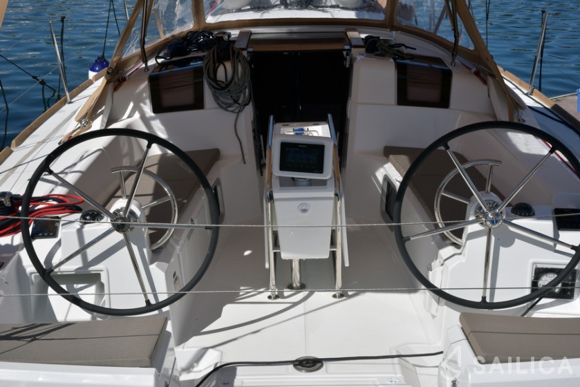 Sun Odyssey 389 - Yacht Charter Sailica
