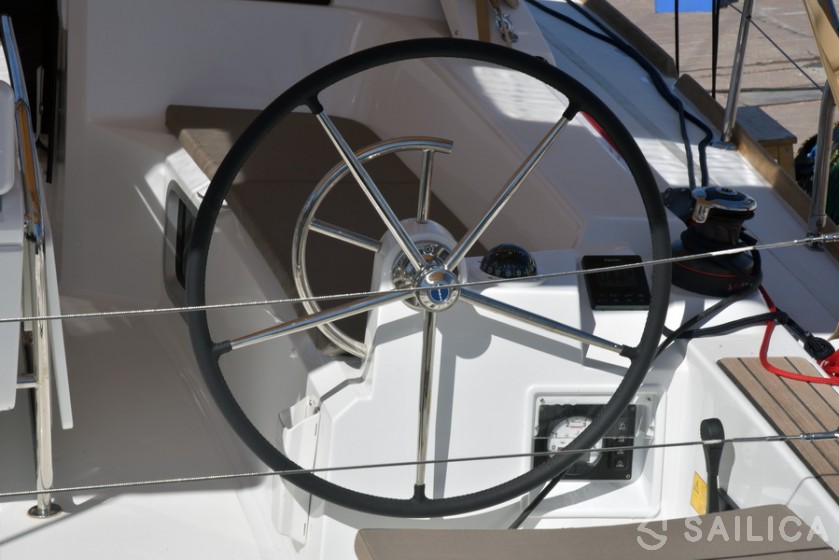 Sun Odyssey 389 - Yacht Charter Sailica