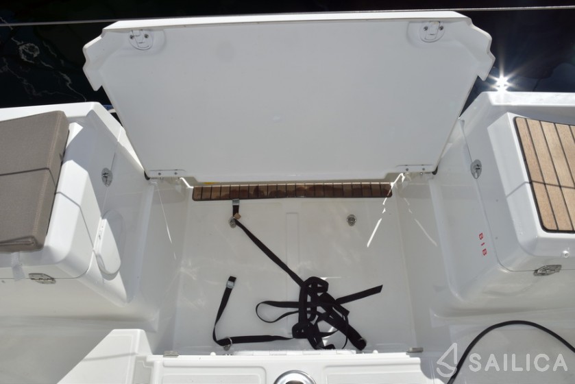 Sun Odyssey 389 - Yacht Charter Sailica