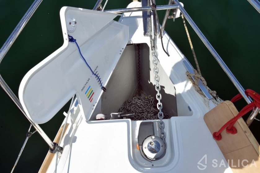 Sun Odyssey 389 - Yacht Charter Sailica