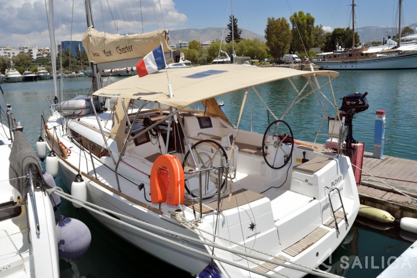 Sun Odyssey 389 - Yacht Charter Sailica