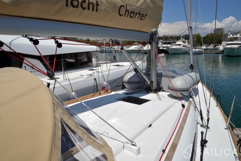 Sun Odyssey 389 - Yacht Charter Sailica