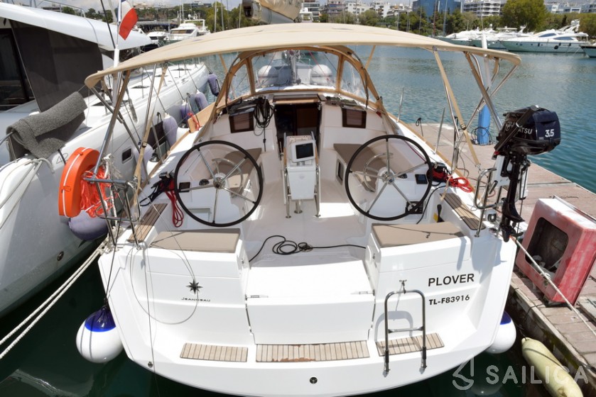 Sun Odyssey 389 - Yacht Charter Sailica