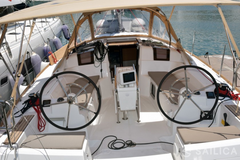 Sun Odyssey 389 - Yacht Charter Sailica