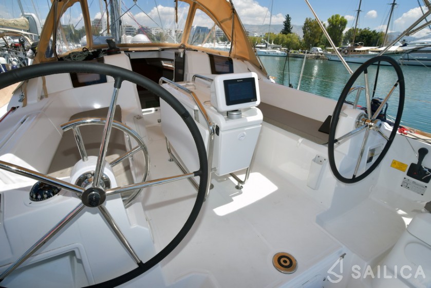 Sun Odyssey 389 - Yacht Charter Sailica