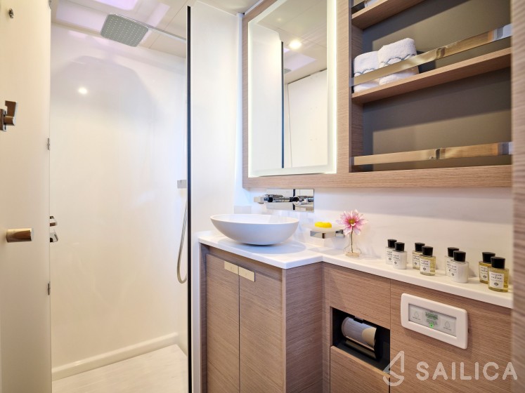 Alegria 67 - Yacht Charter Sailica