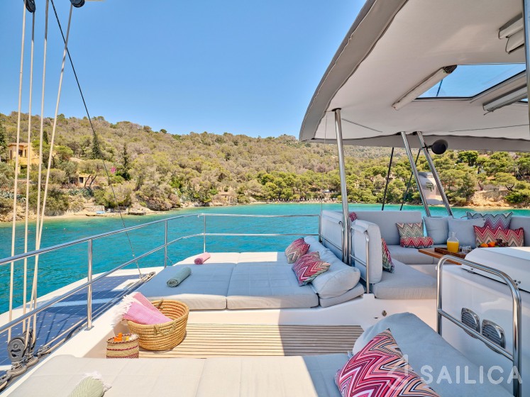 Alegria 67 - Yacht Charter Sailica