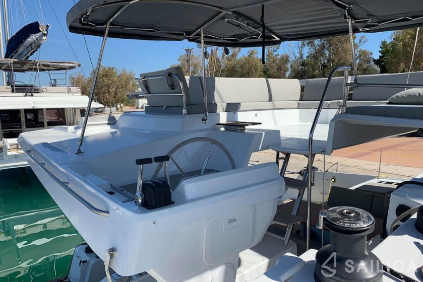 Elba 45 - Yacht Charter Sailica